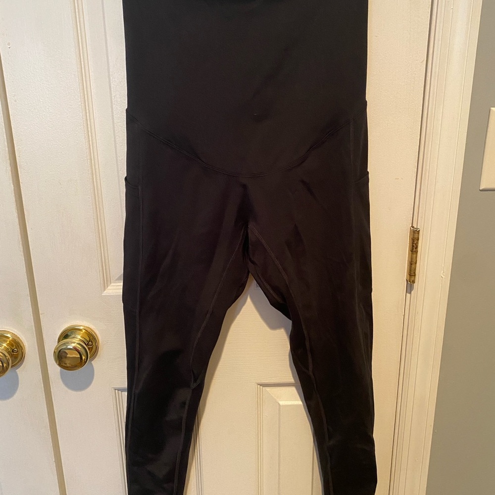 Enerful Maternity Black High-Waisted Leggings